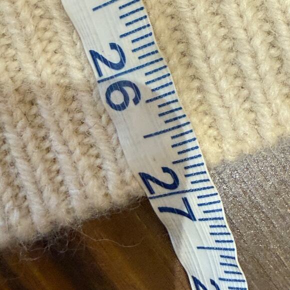 Brandy Melville Nikki VNeck Tennis Sweater Cableknit Wool Blend Oversized - Picture 11 of 11